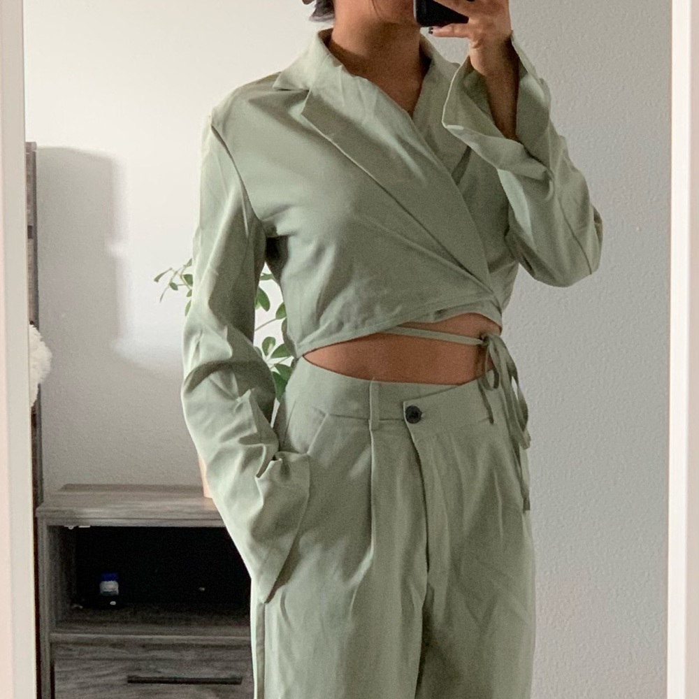 H&M Set - Picture 2 of 3